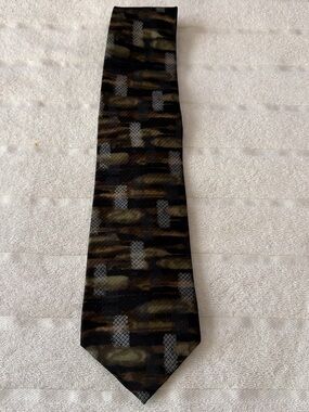 Diane Von Furstenberg Black & Brown Patterned Men's Tie